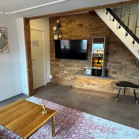 Appartement Moderne Goldener Stern In Der Altstadt Mit Wifi
